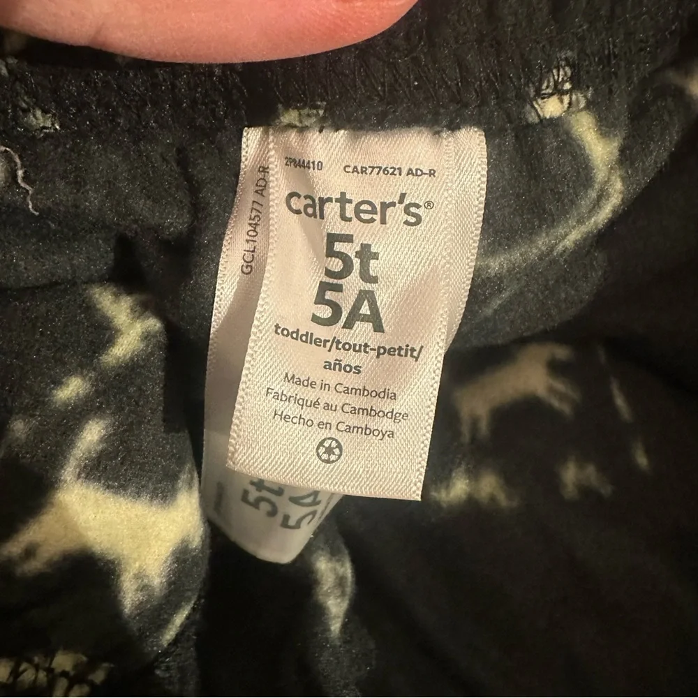 NWT Carter’s UFO PJ Set. Boy’s 5T.